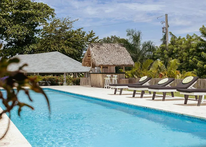 El Encuentro Surf Lodge